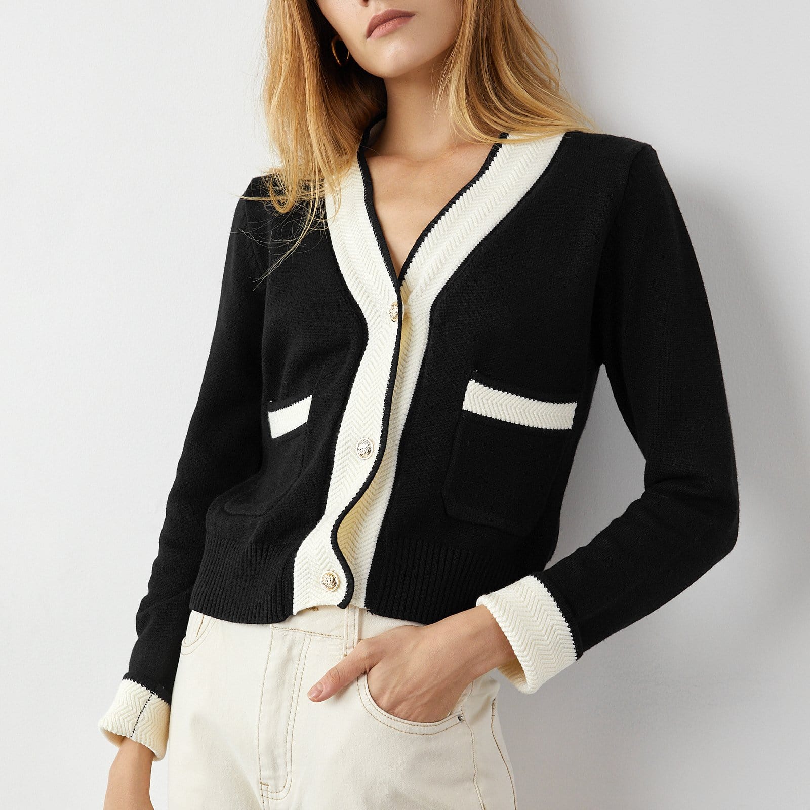 Adelyn Black Pocketed Cardigan - Image 7
