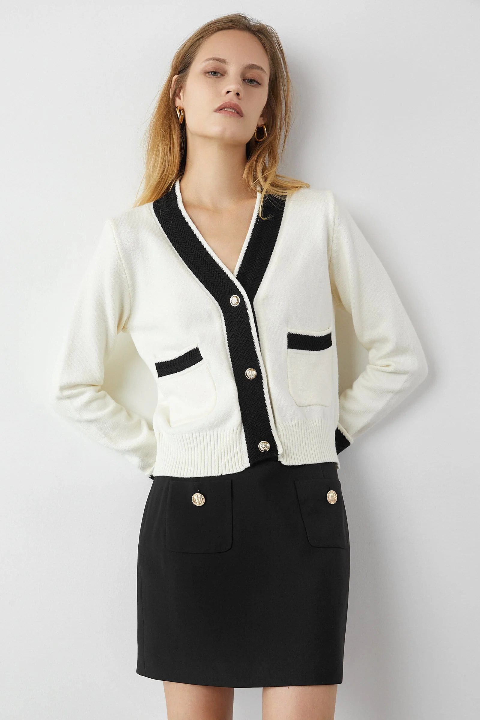 Adelyn White Pocketed Knitted Cardigan Sweater - Image 5