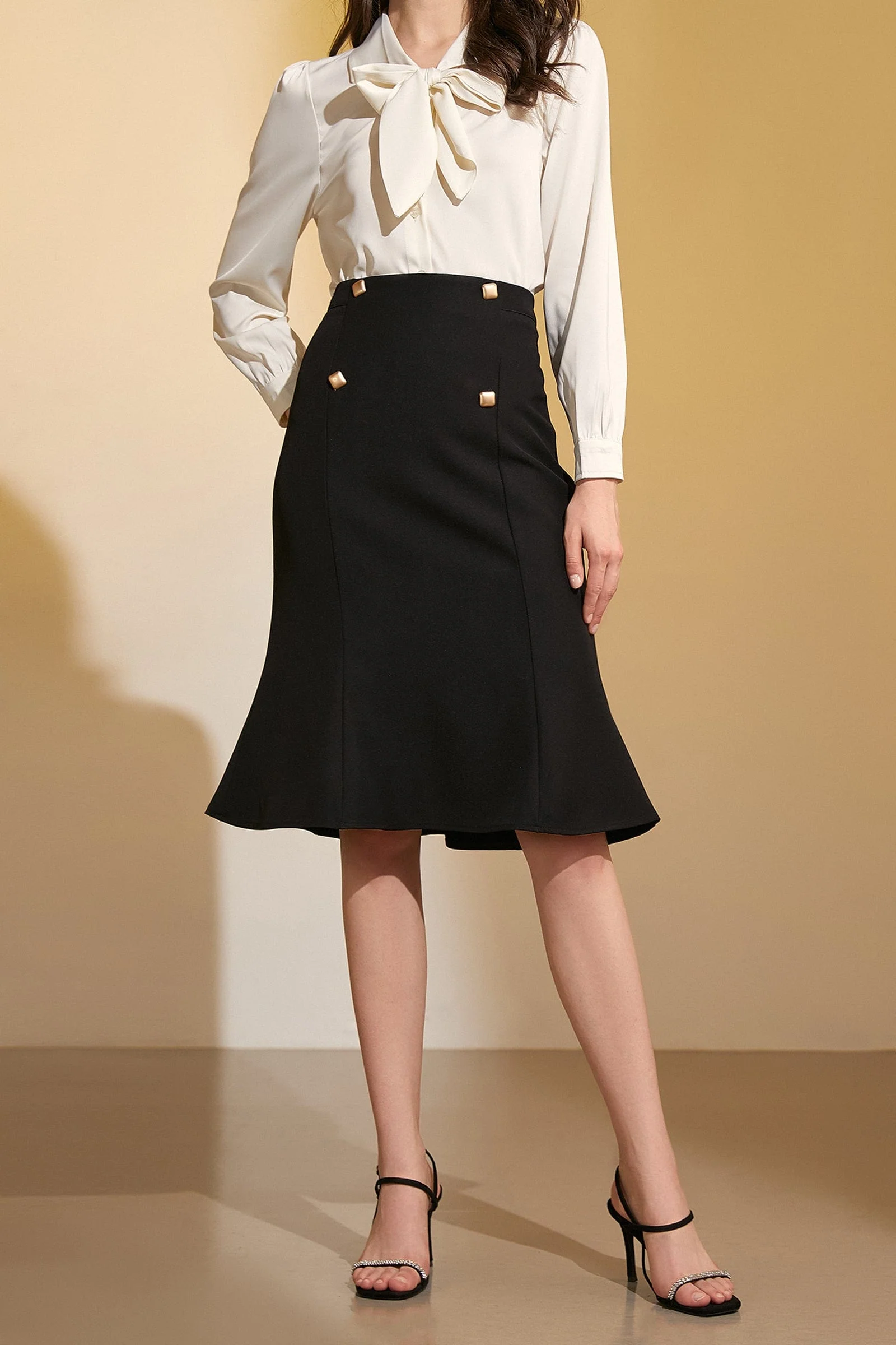 Black High-Rise Ruffle Midi Skirt - Image 12