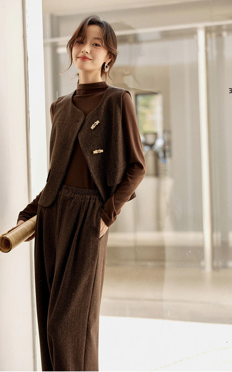Herringbone Three-Piece Set â€?Vest, Blouse & Wide-Leg Pants - Image 4