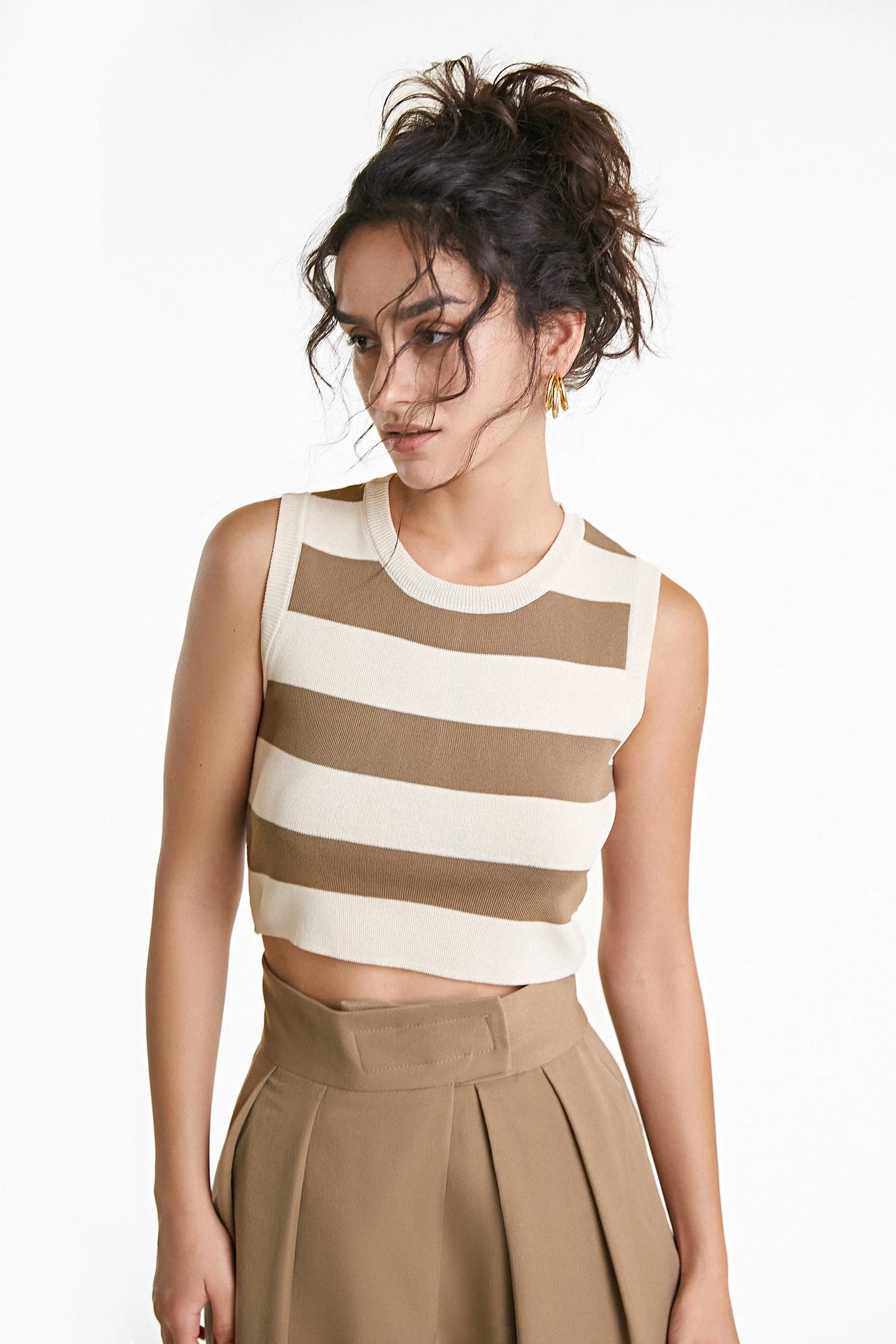 Ivory Striped Crew Neck Rib-Knit Vest - Image 5