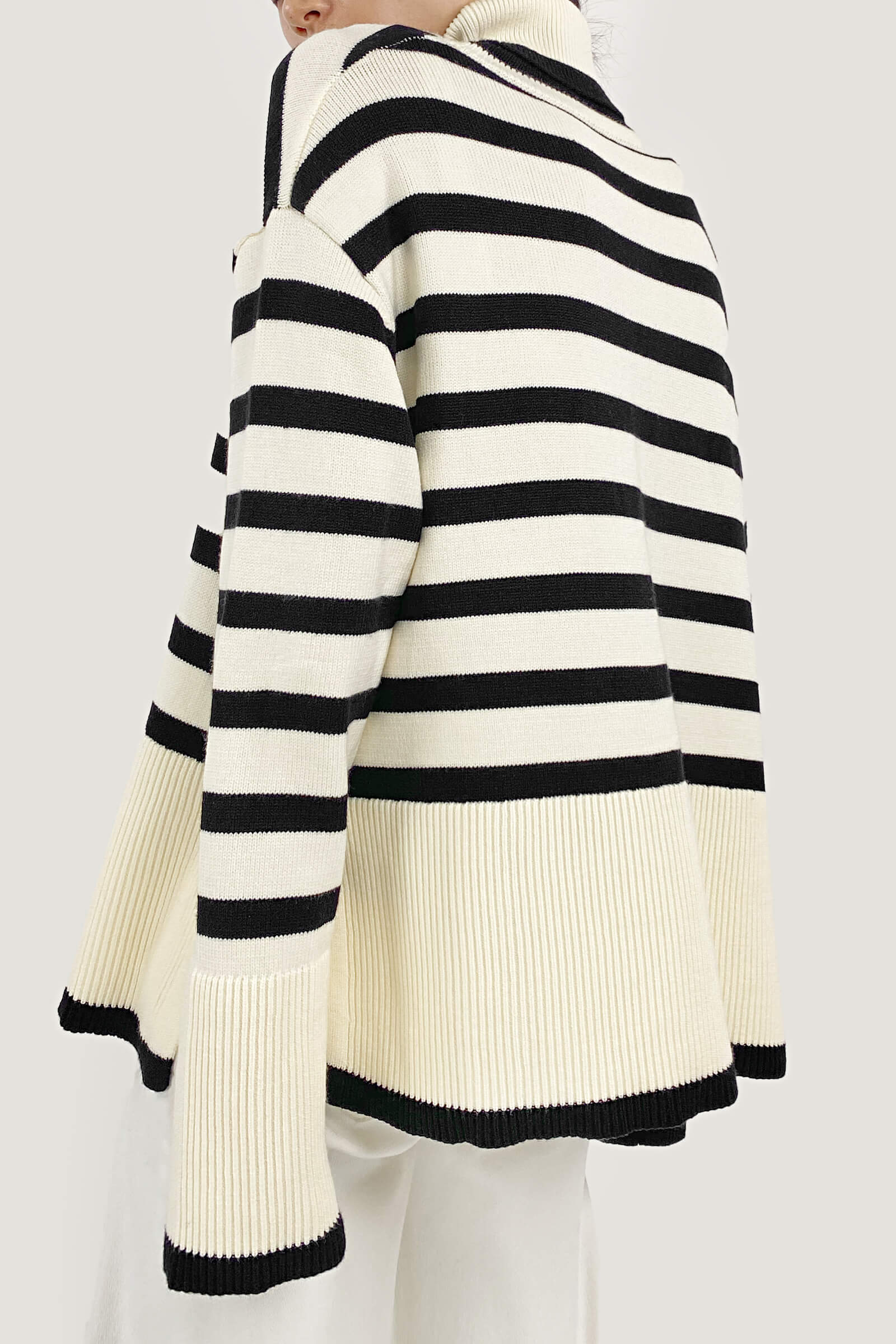 White Roll Neck Striped Ribbed Pullover Sweater - Image 10