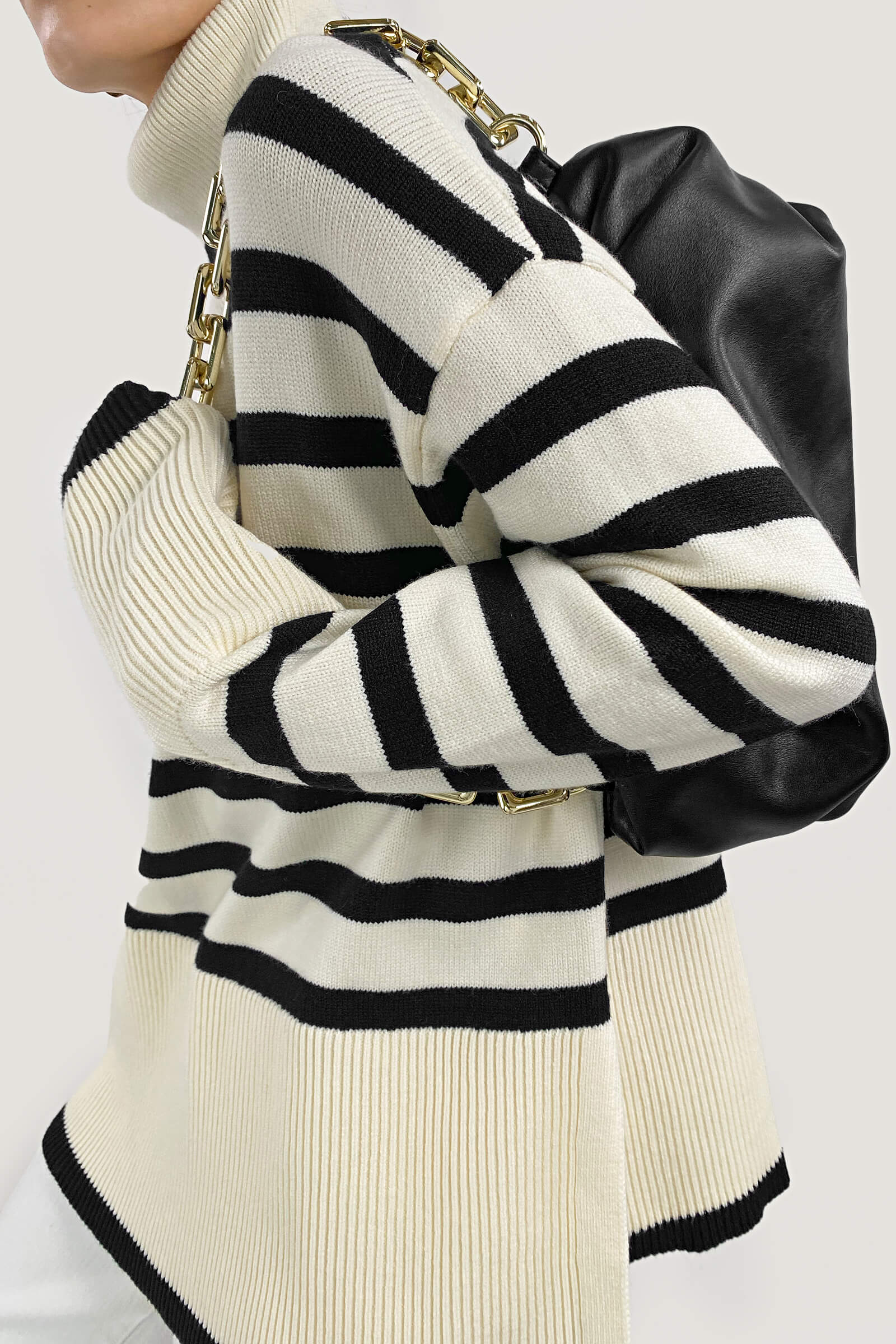 White Roll Neck Striped Ribbed Pullover Sweater - Image 6