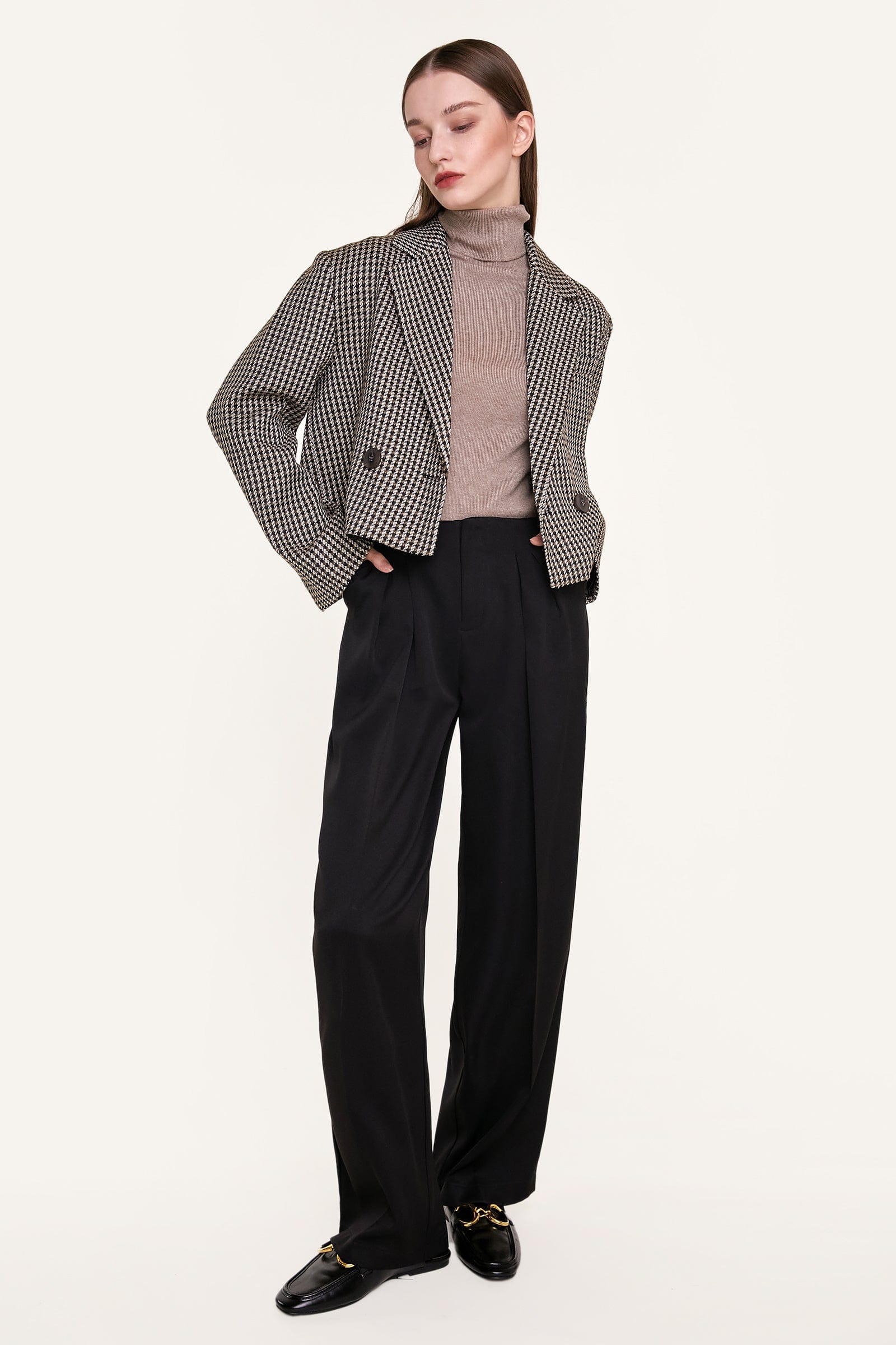 Sienna Double-Breasted Houndstooth Cropped Blazer - Image 11