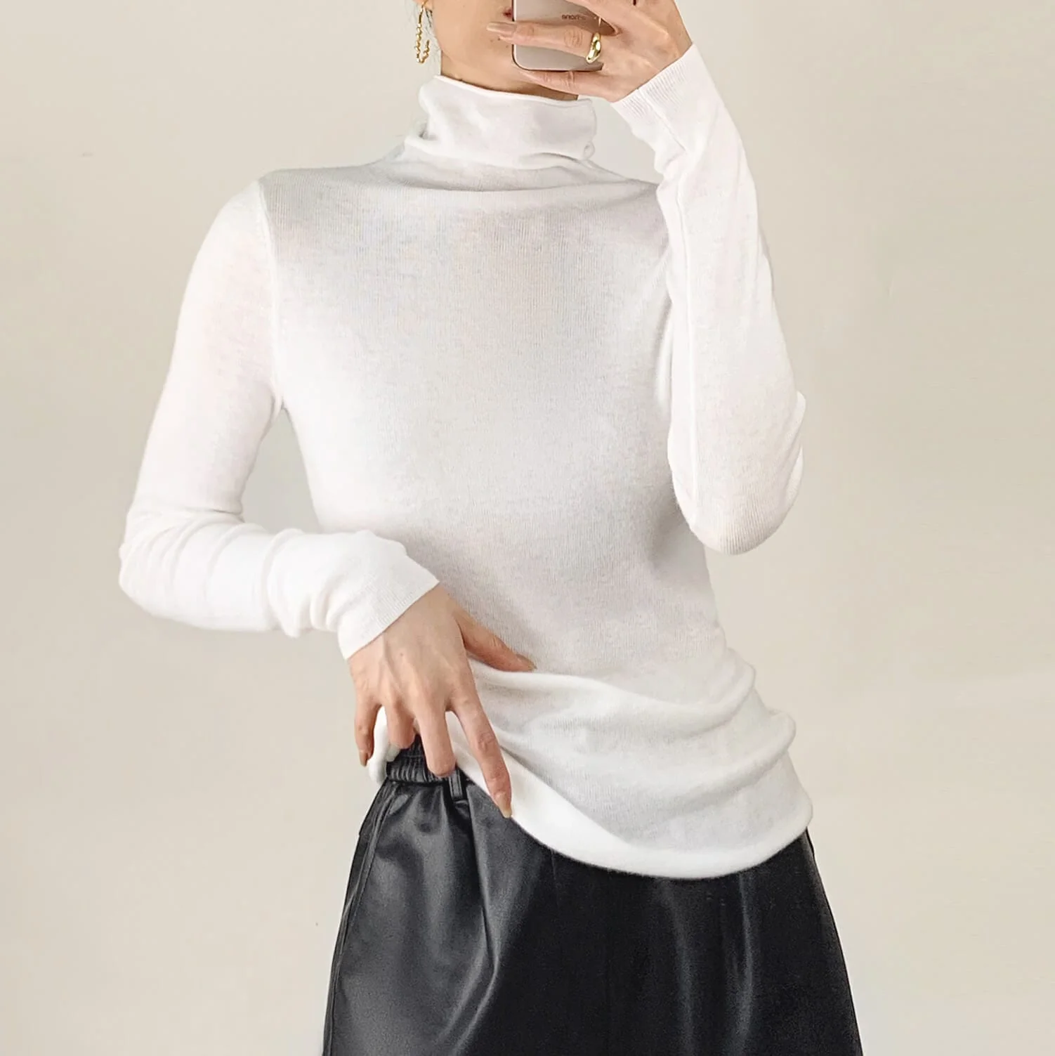 White Basic Wool-Blend Turtleneck Sweater - Image 8
