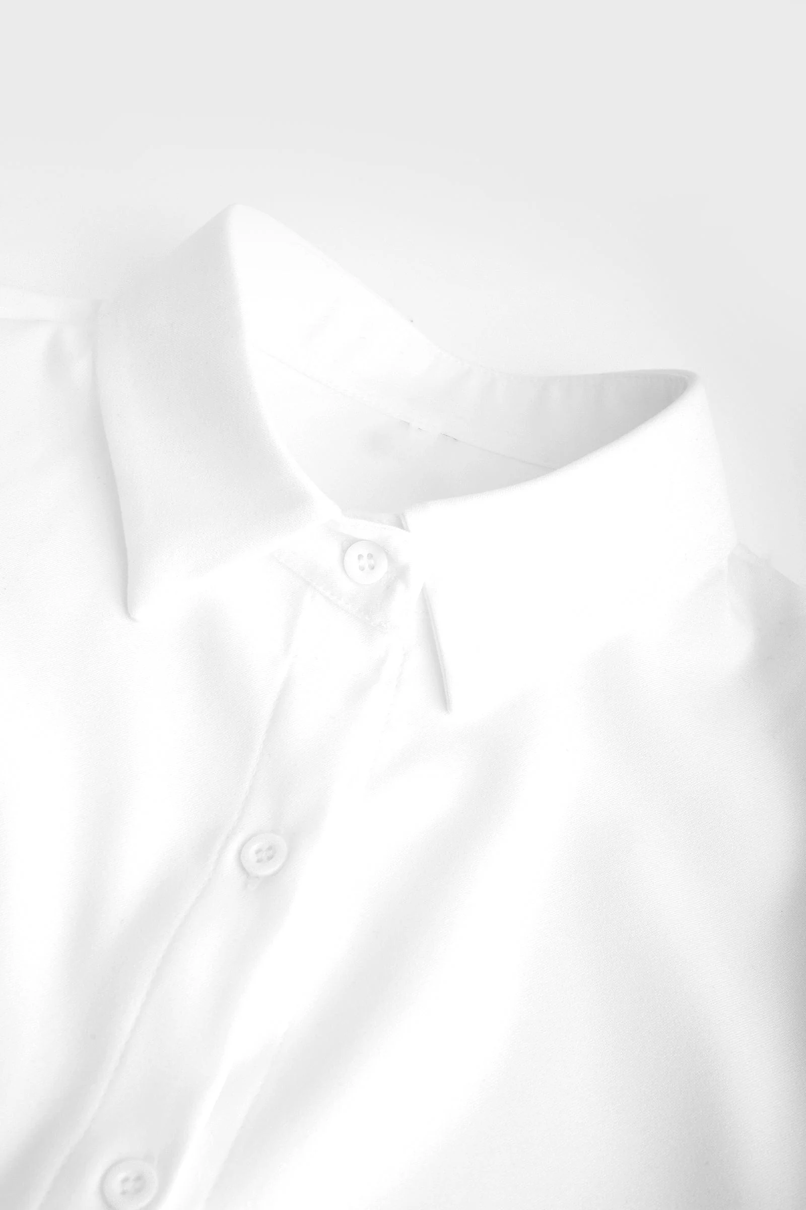 White Buttoned Lantern Sleeve Shirt - Image 7